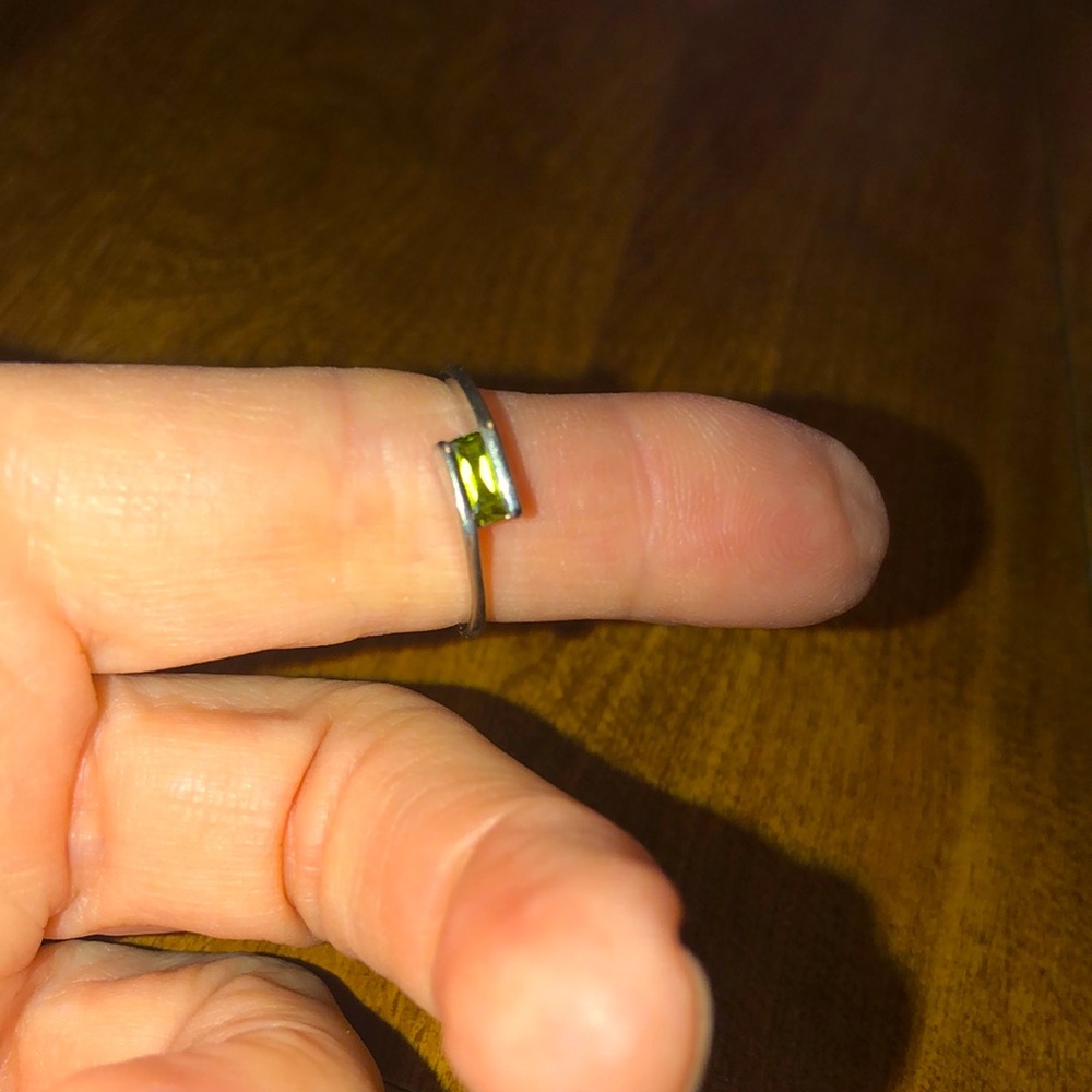 Pretty Green Stone Sterling Silver Ring